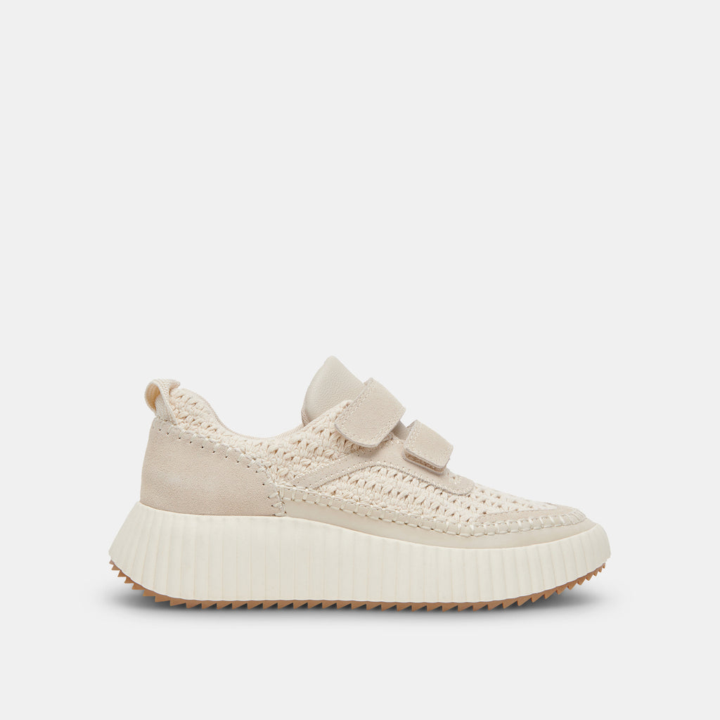 DEMO SNEAKERS SANDSTONE KNIT– Dolce Vita 6929768185922